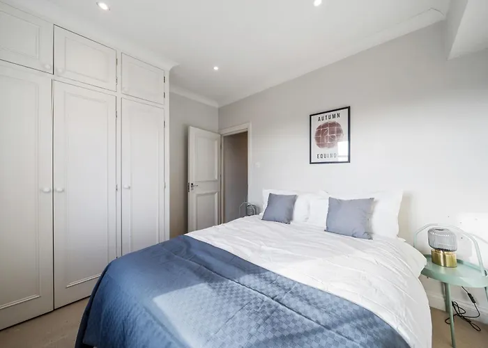 Fulham Road Apartments