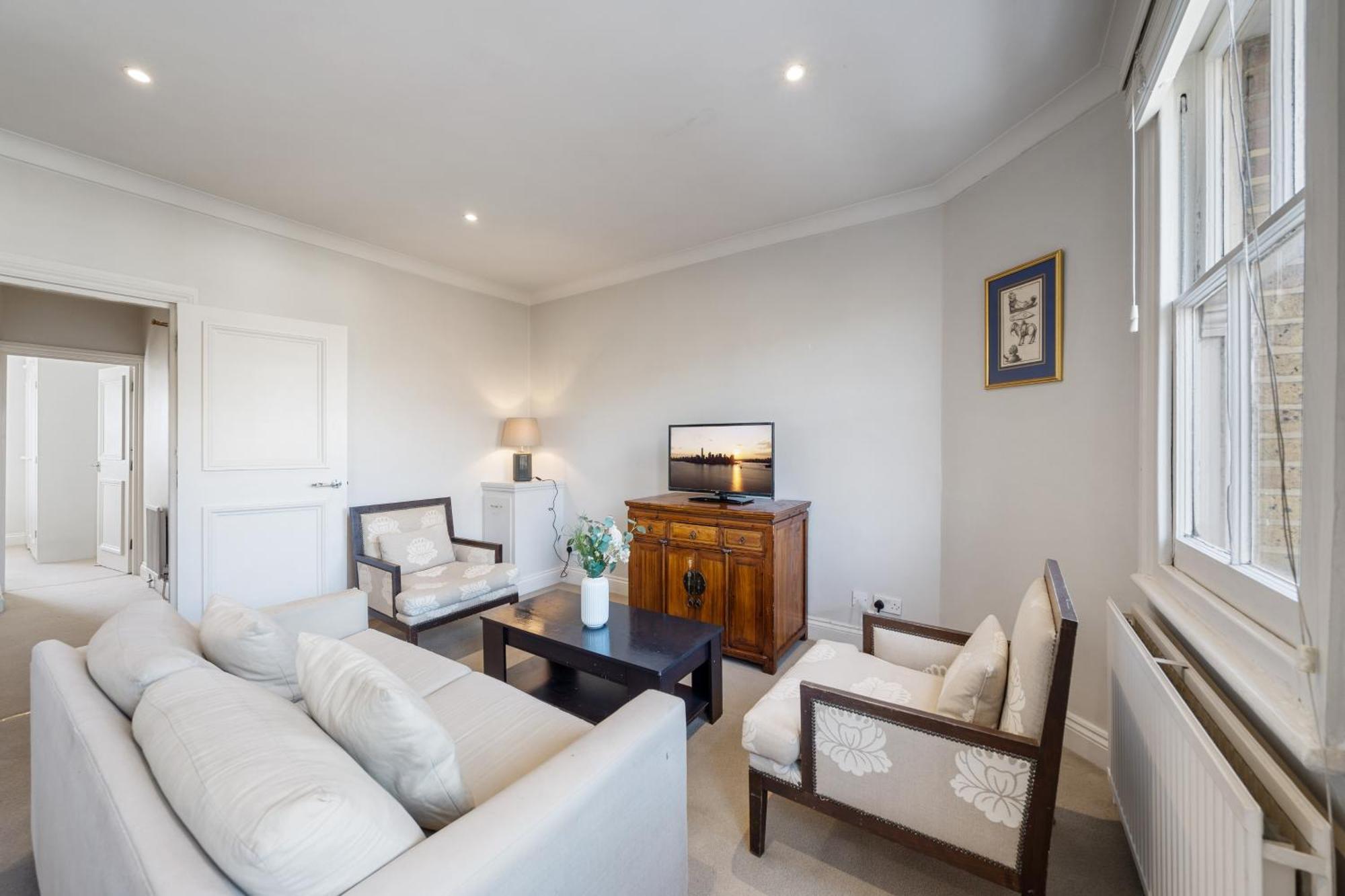 Fulham Road Apartment *