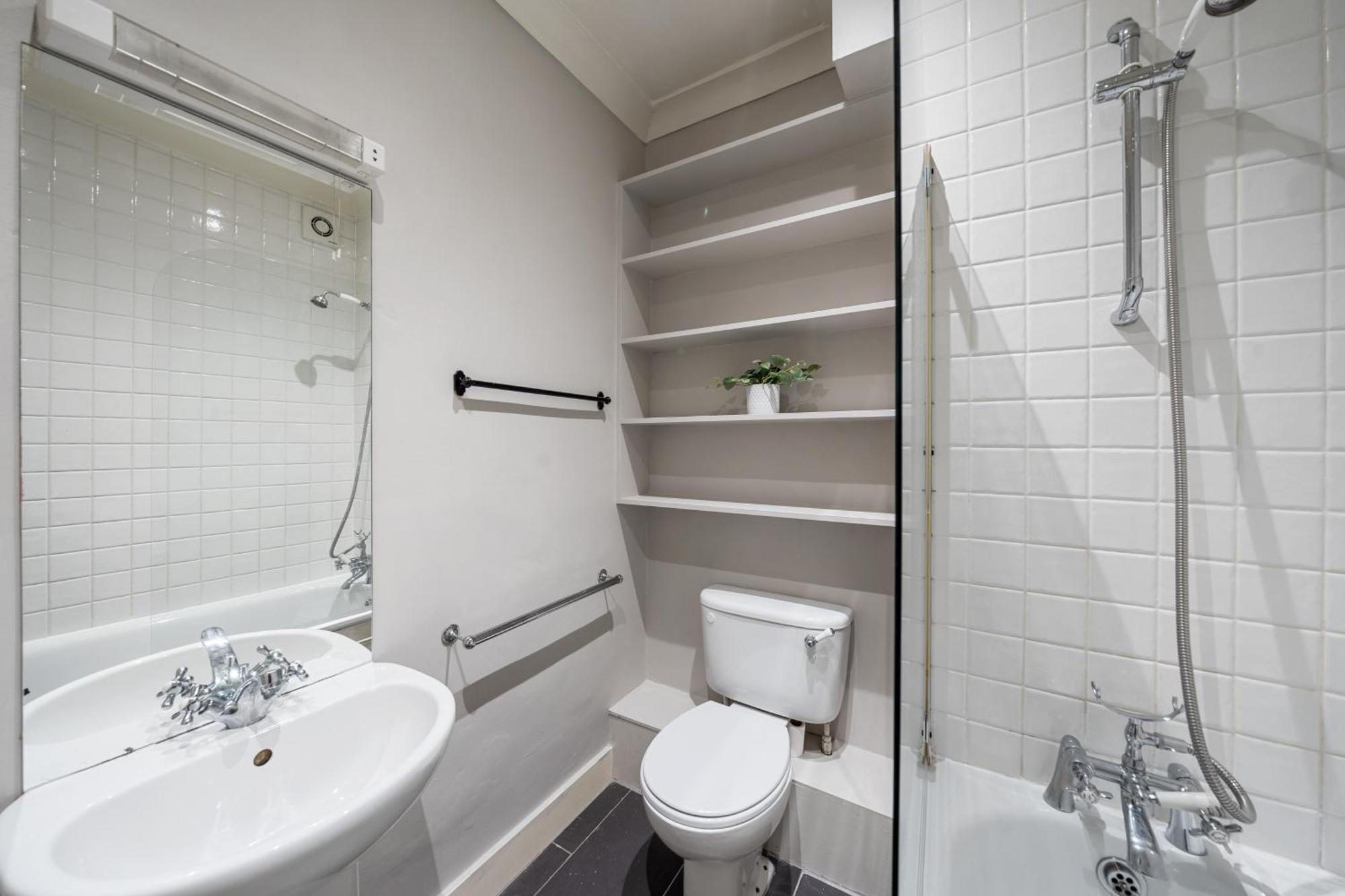Apartment Fulham Road London